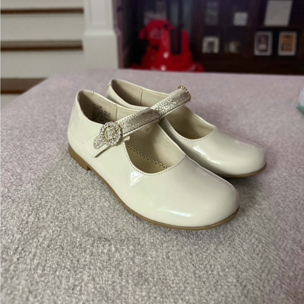 Elegant Bone Colored Kids Mary Jane Shoes
